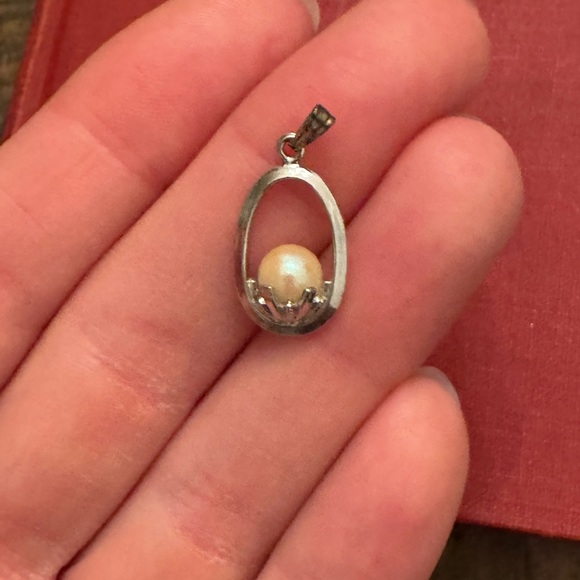 Vintage Sterling Silver Real Fresh Water Pearl Pendant - Picture 5 of 7